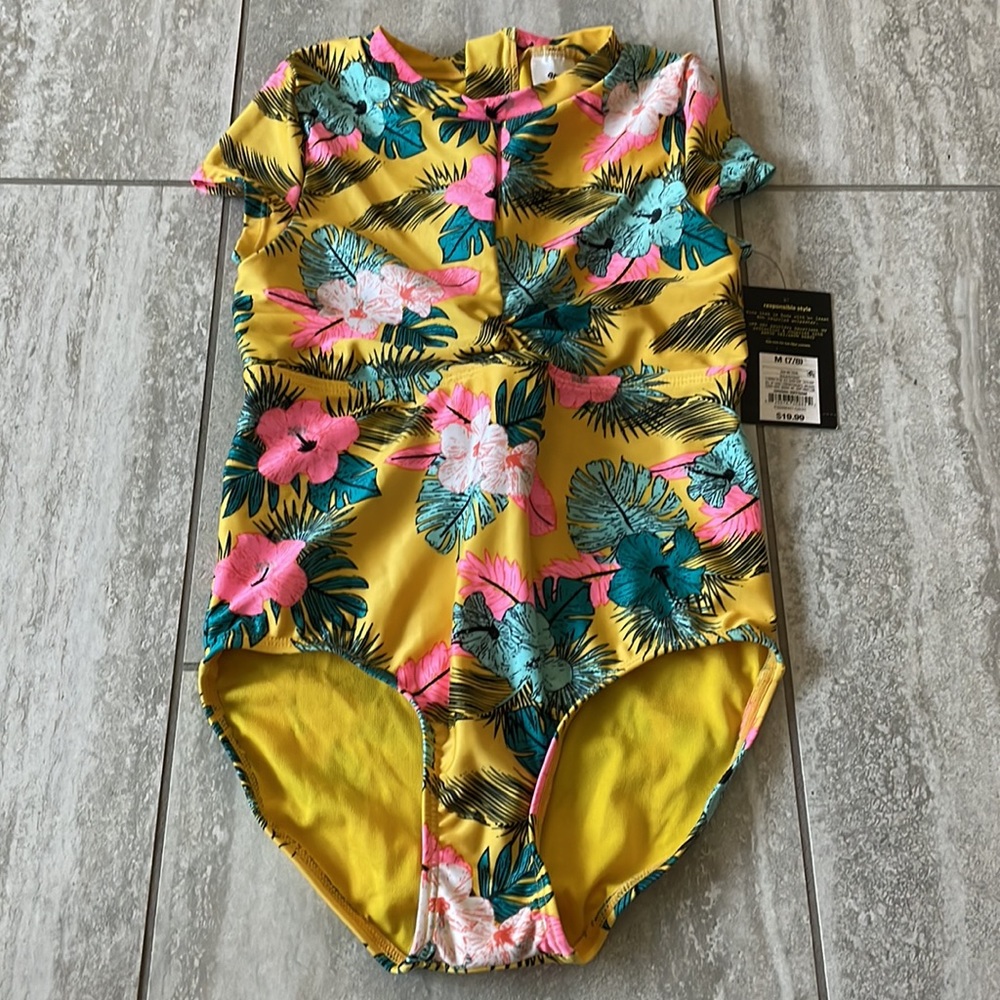 Art class  one piece swimwear gold floral size (7-8)Medium for girls